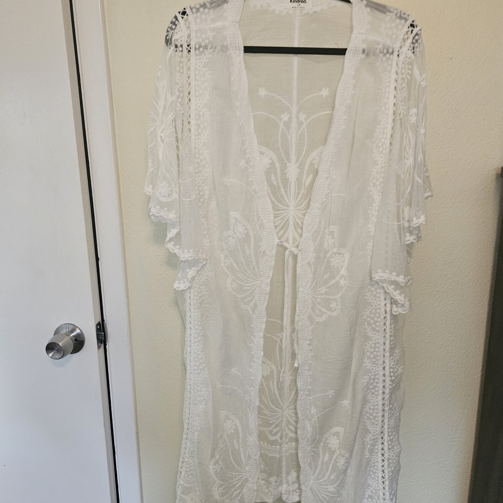 Kindred Boh9  White Lace Kimono Jacket Wonderful lLace and Embroidery Details - Picture 3 of 9